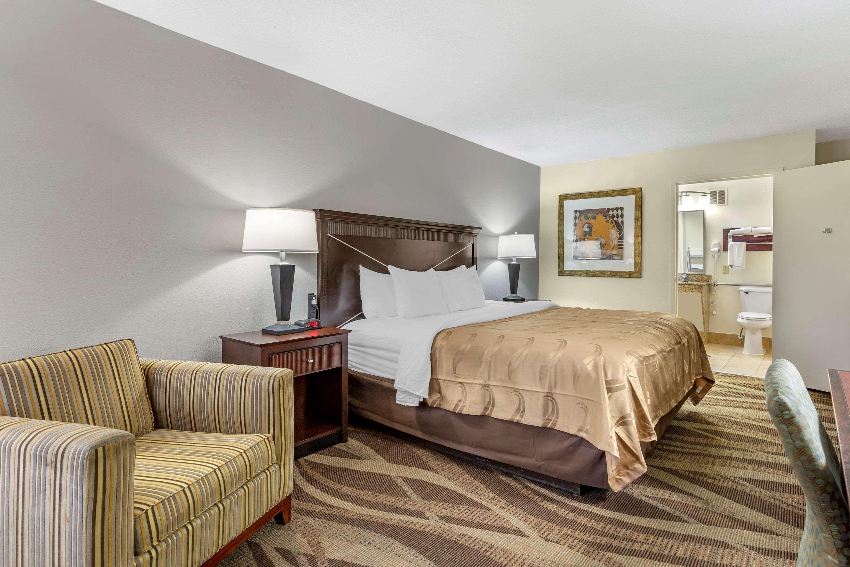 Quality Inn Windsor Mill Zewnętrze zdjęcie