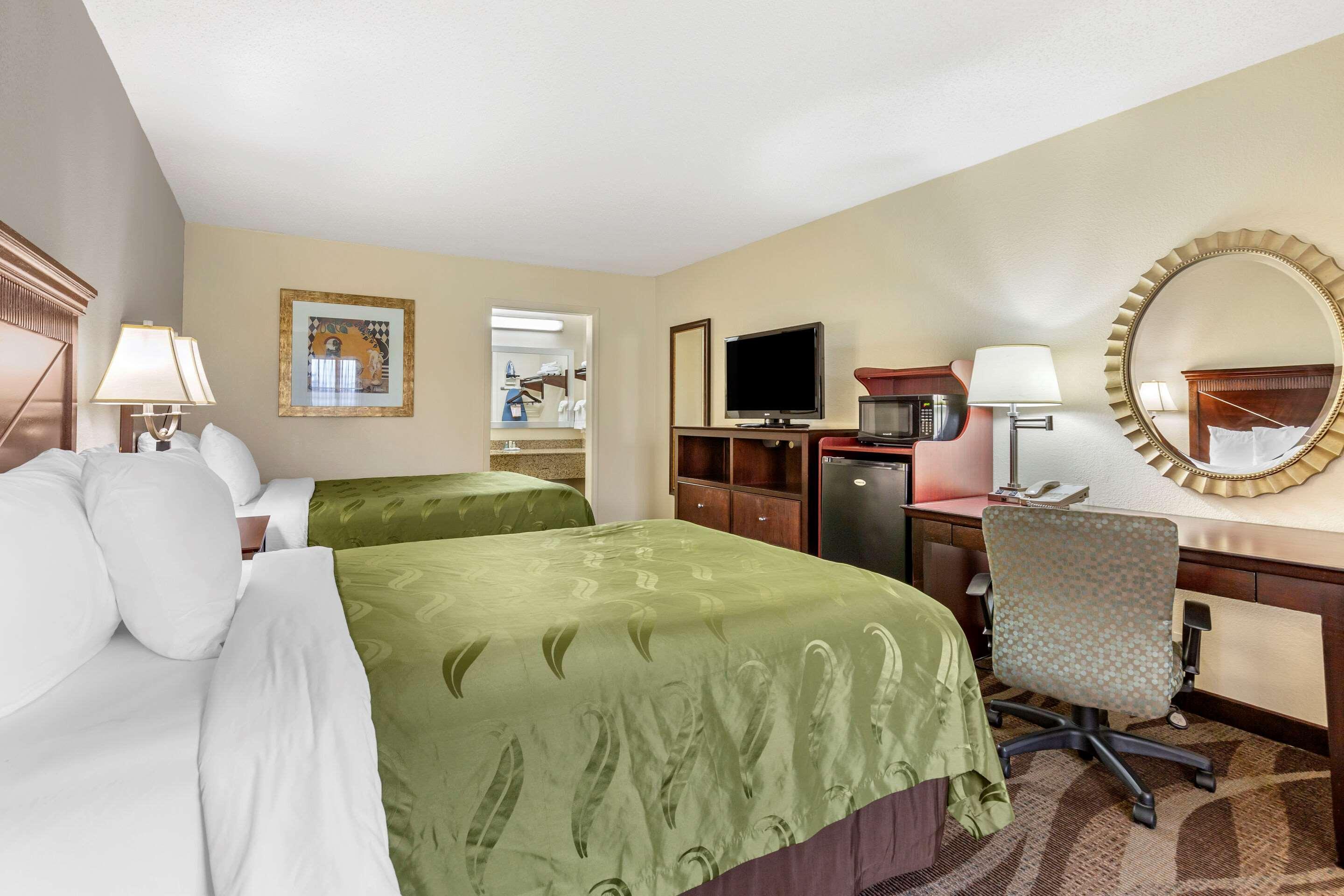 Quality Inn Windsor Mill Zewnętrze zdjęcie