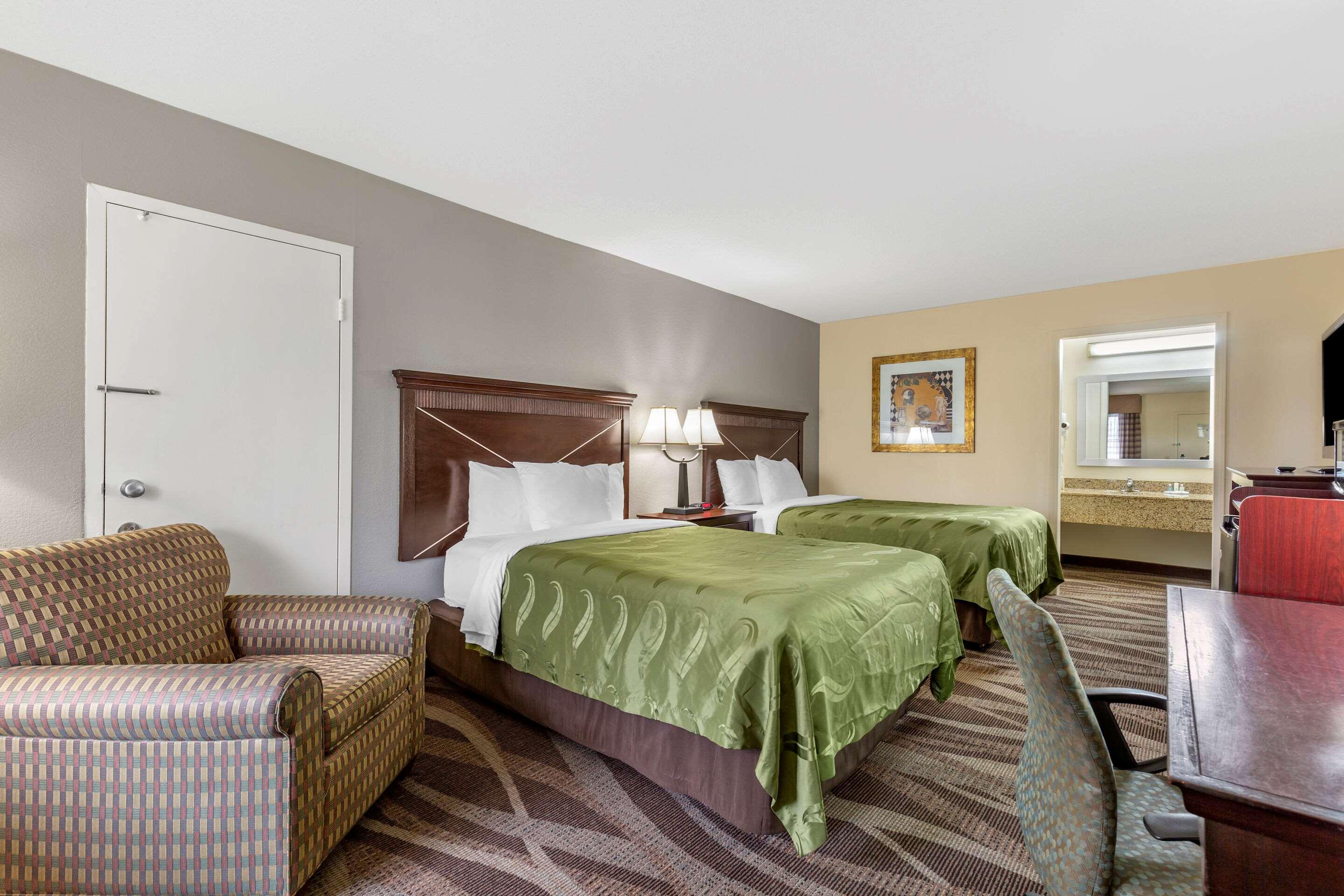 Quality Inn Windsor Mill Zewnętrze zdjęcie
