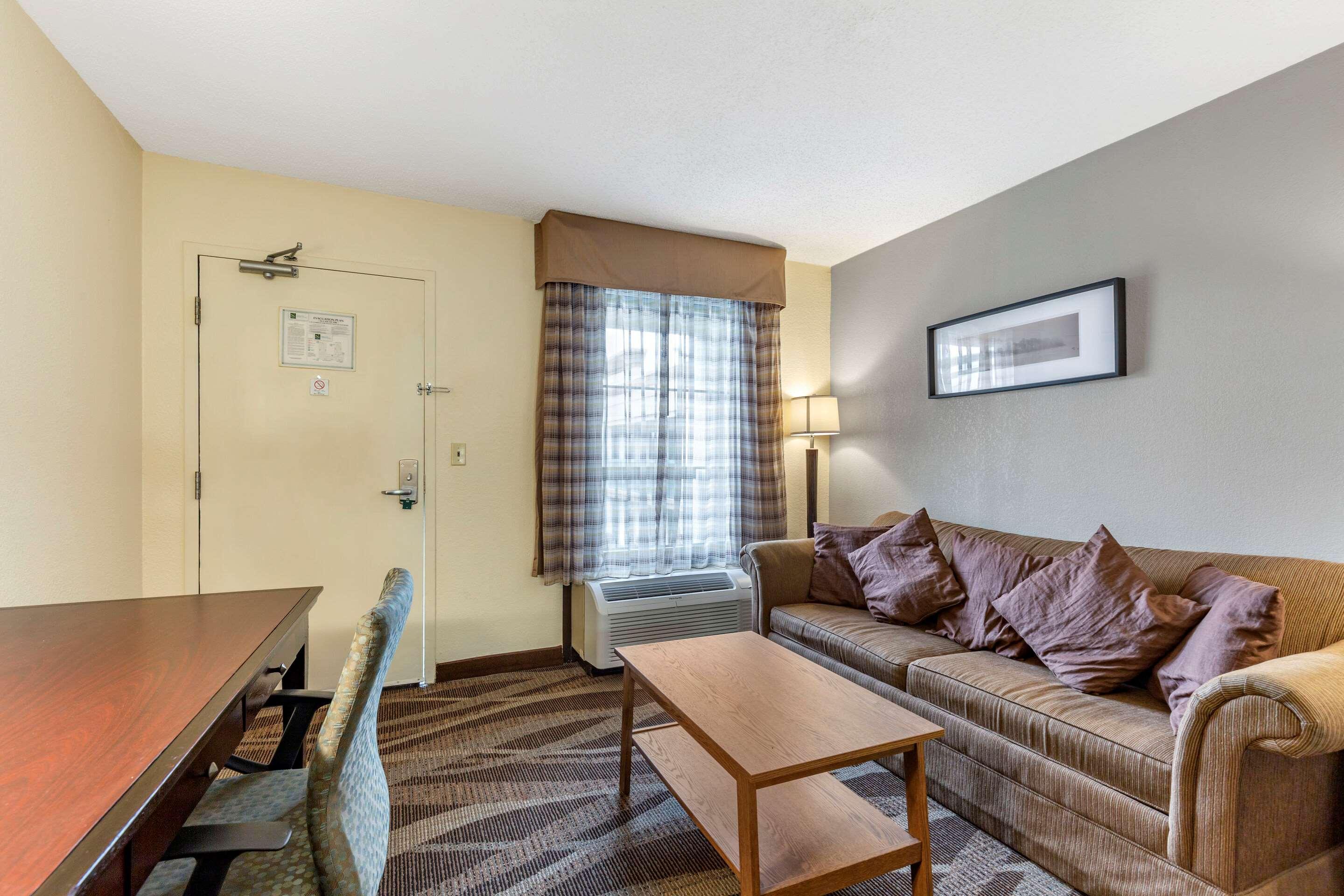 Quality Inn Windsor Mill Zewnętrze zdjęcie