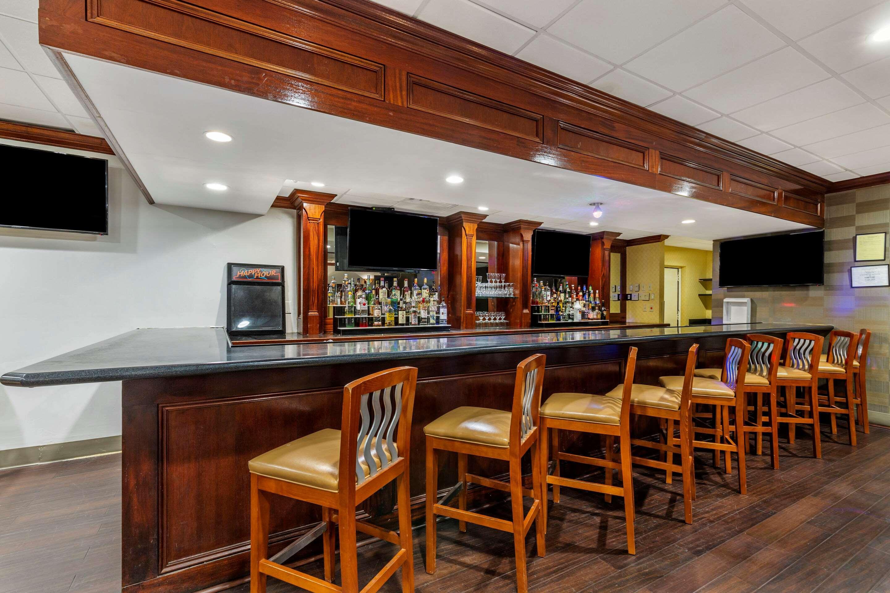 Quality Inn Windsor Mill Zewnętrze zdjęcie