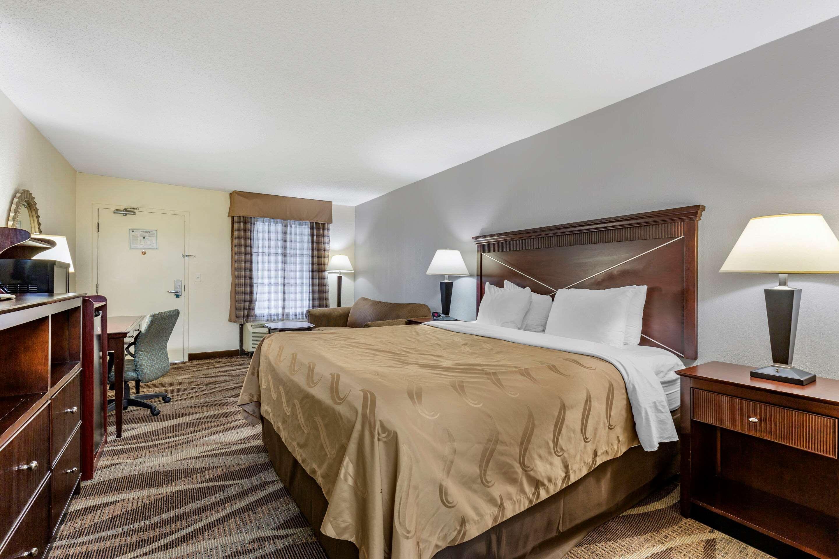 Quality Inn Windsor Mill Zewnętrze zdjęcie