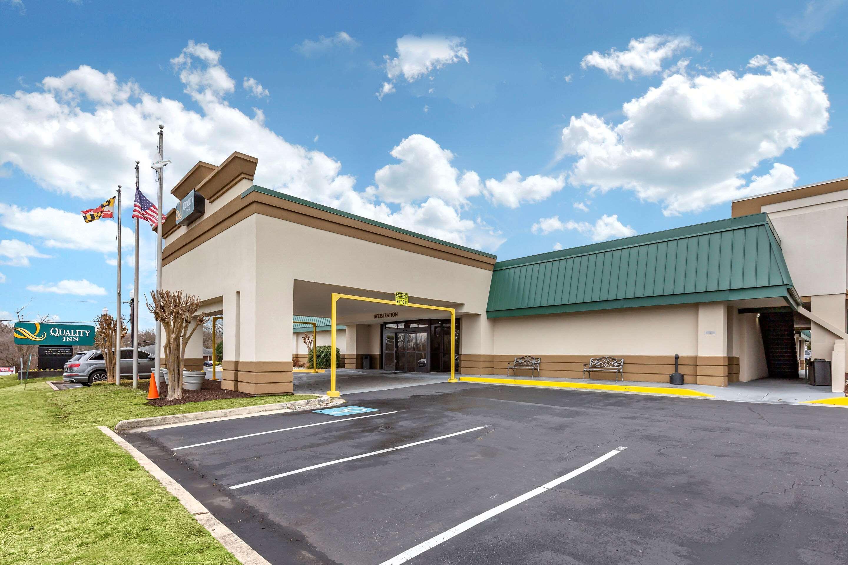Quality Inn Windsor Mill Zewnętrze zdjęcie