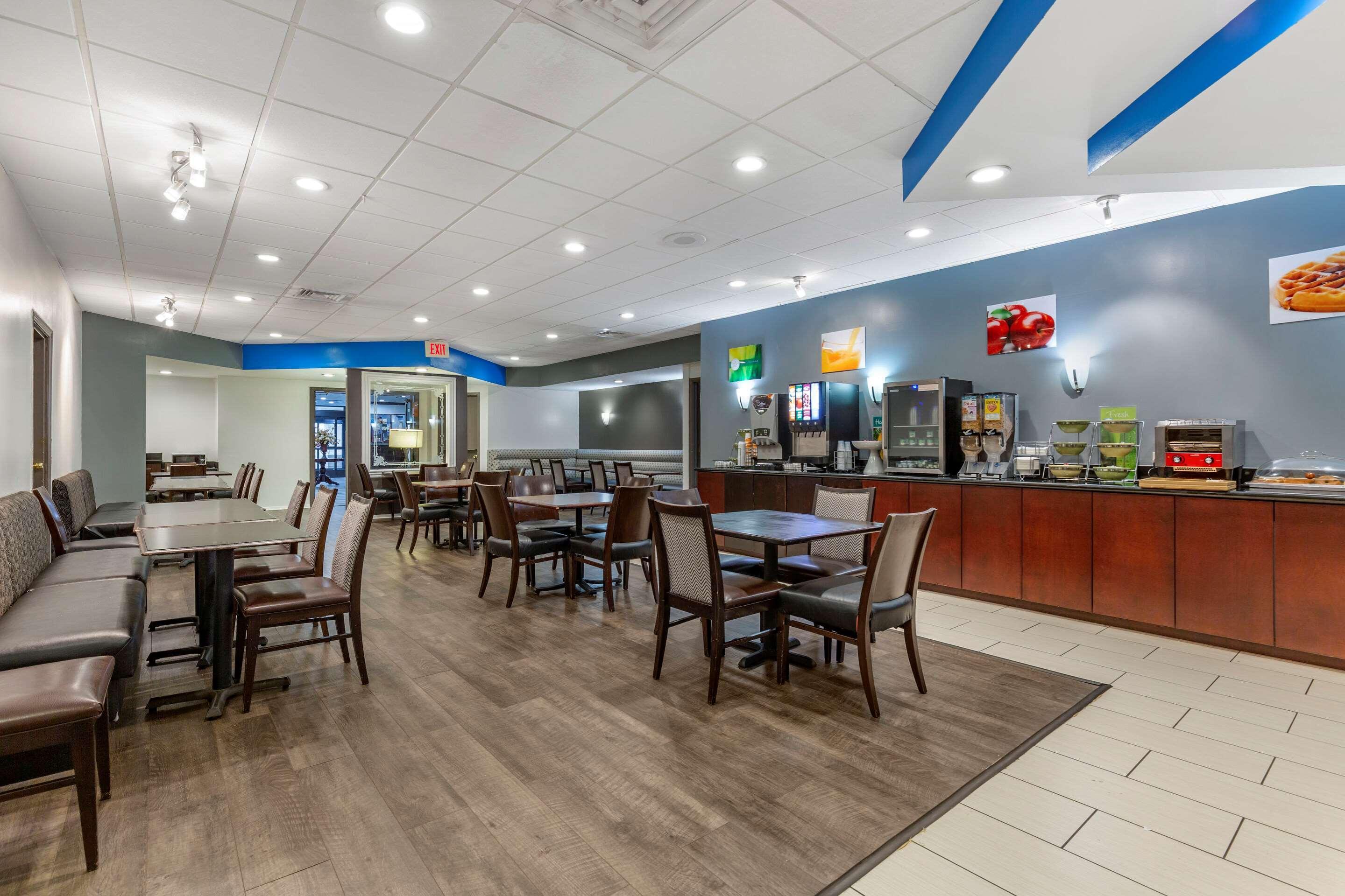 Quality Inn Windsor Mill Zewnętrze zdjęcie