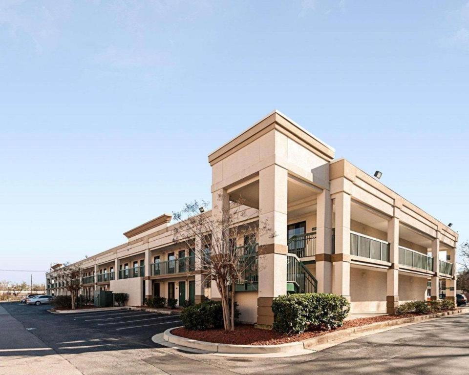 Quality Inn Windsor Mill Zewnętrze zdjęcie