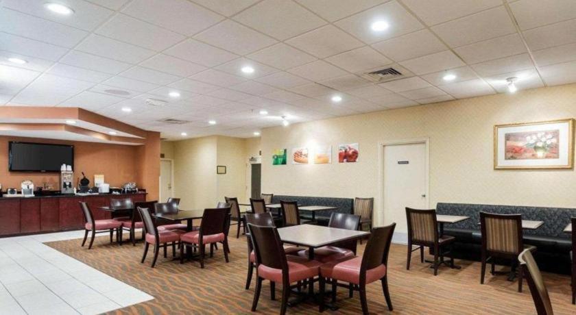 Quality Inn Windsor Mill Zewnętrze zdjęcie