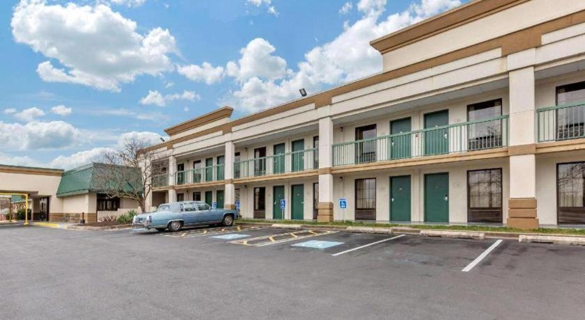 Quality Inn Windsor Mill Zewnętrze zdjęcie