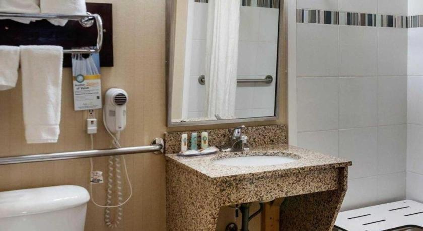 Quality Inn Windsor Mill Zewnętrze zdjęcie