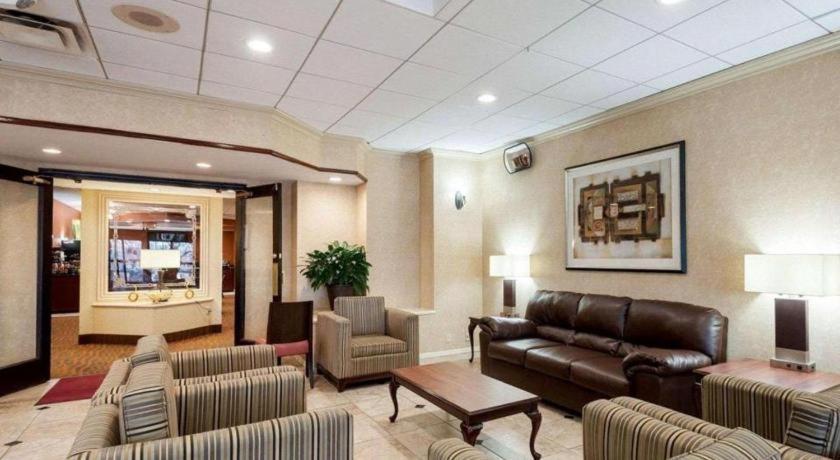 Quality Inn Windsor Mill Zewnętrze zdjęcie