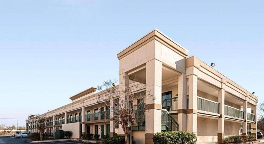 Quality Inn Windsor Mill Zewnętrze zdjęcie