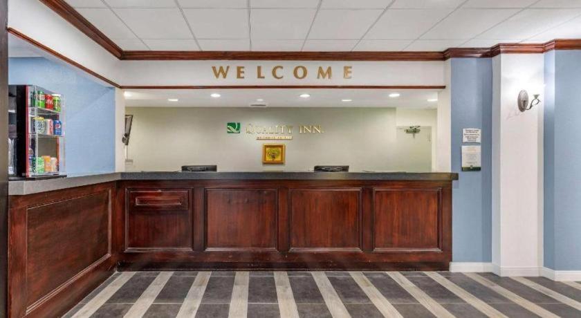 Quality Inn Windsor Mill Zewnętrze zdjęcie
