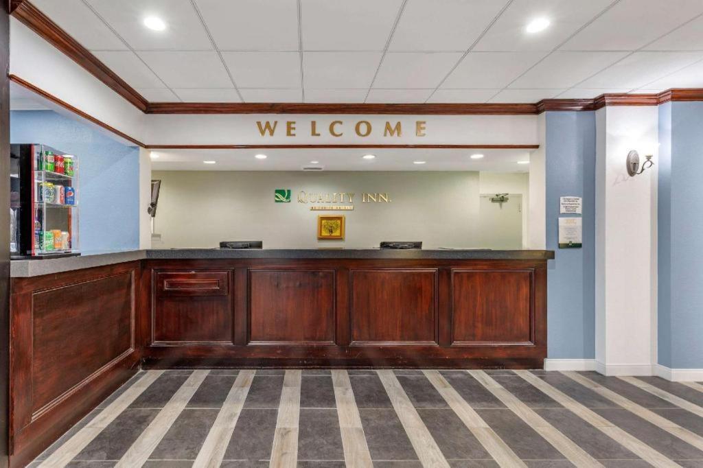 Quality Inn Windsor Mill Zewnętrze zdjęcie