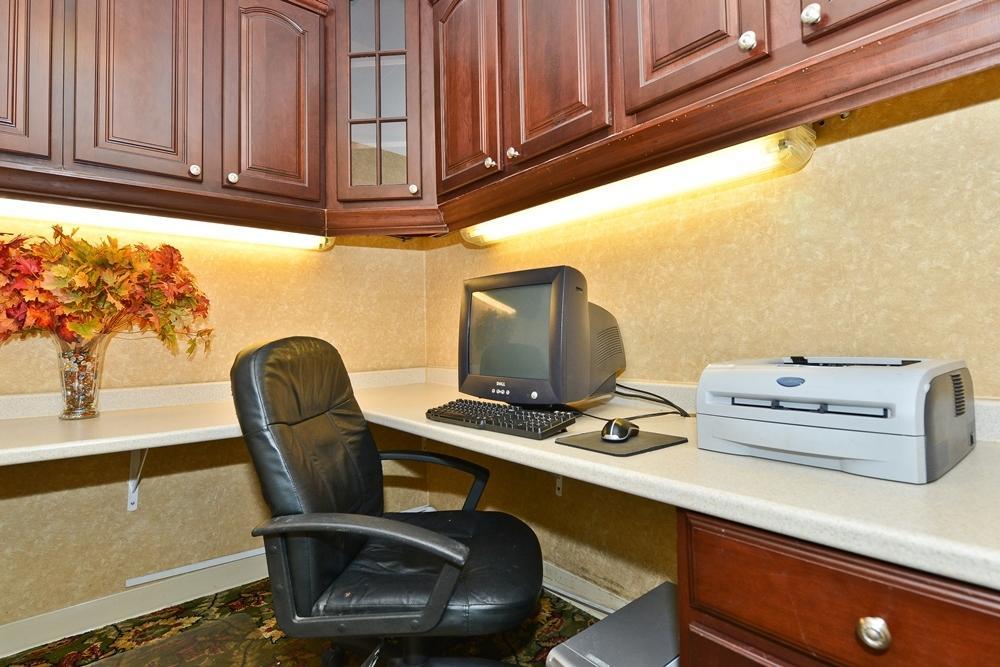 Quality Inn Windsor Mill Zewnętrze zdjęcie